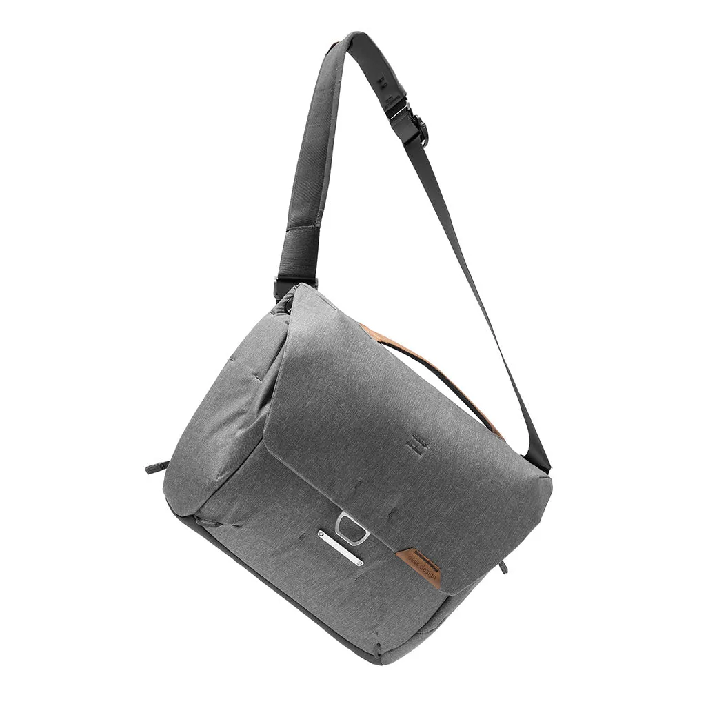 Peak Design Everyday Messenger